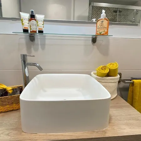 New Two Bedrooms In Lägenhet Málaga