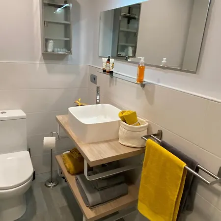 New Two Bedrooms In Lägenhet Málaga